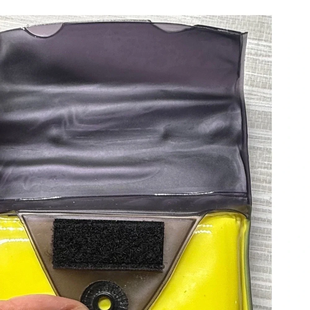 Travelon Waterproof Floating Pouch Set 2pc Blue Yellow Phone Tablet Dry Bag Case